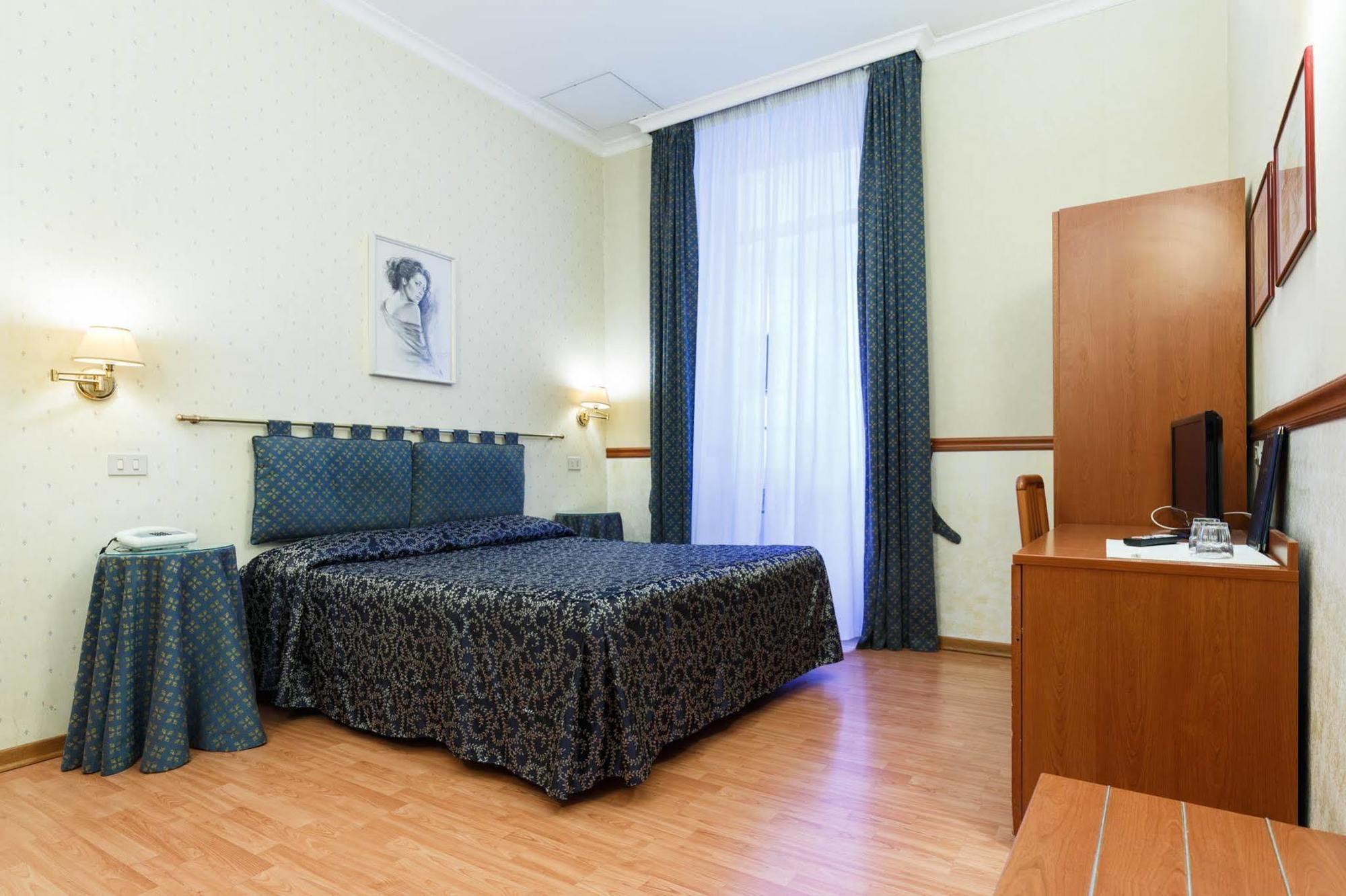 Hotel Paris Roma Dış mekan fotoğraf